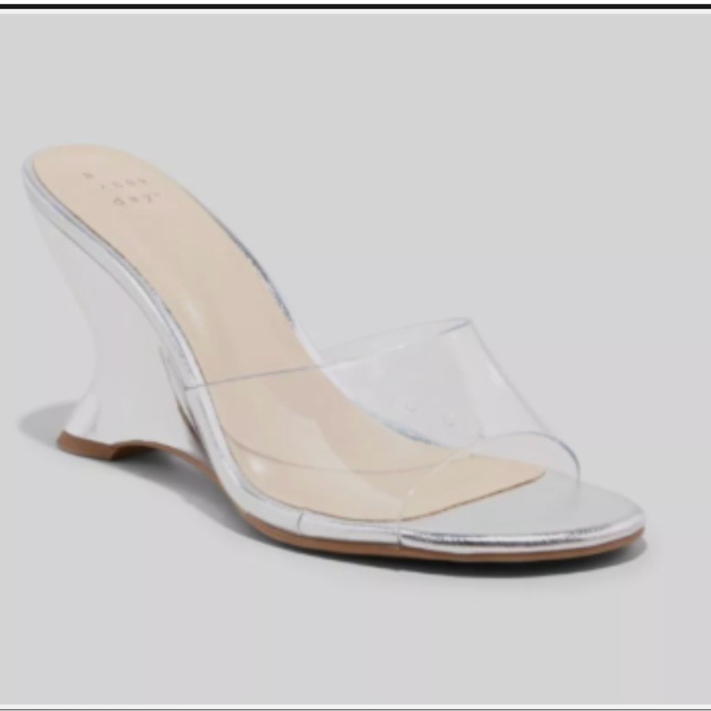 🌟NWT🌟 a new day Clear Mule Wedge Sandal in Silver and Clear
